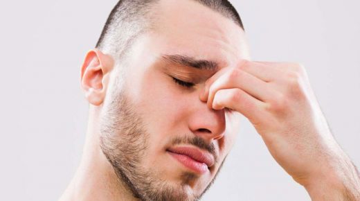 ما الذي يسبب صداع الجيوب الأنفية؟