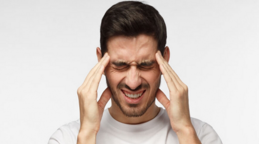 الإصابة بالصداع العنقودي