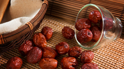 العناب