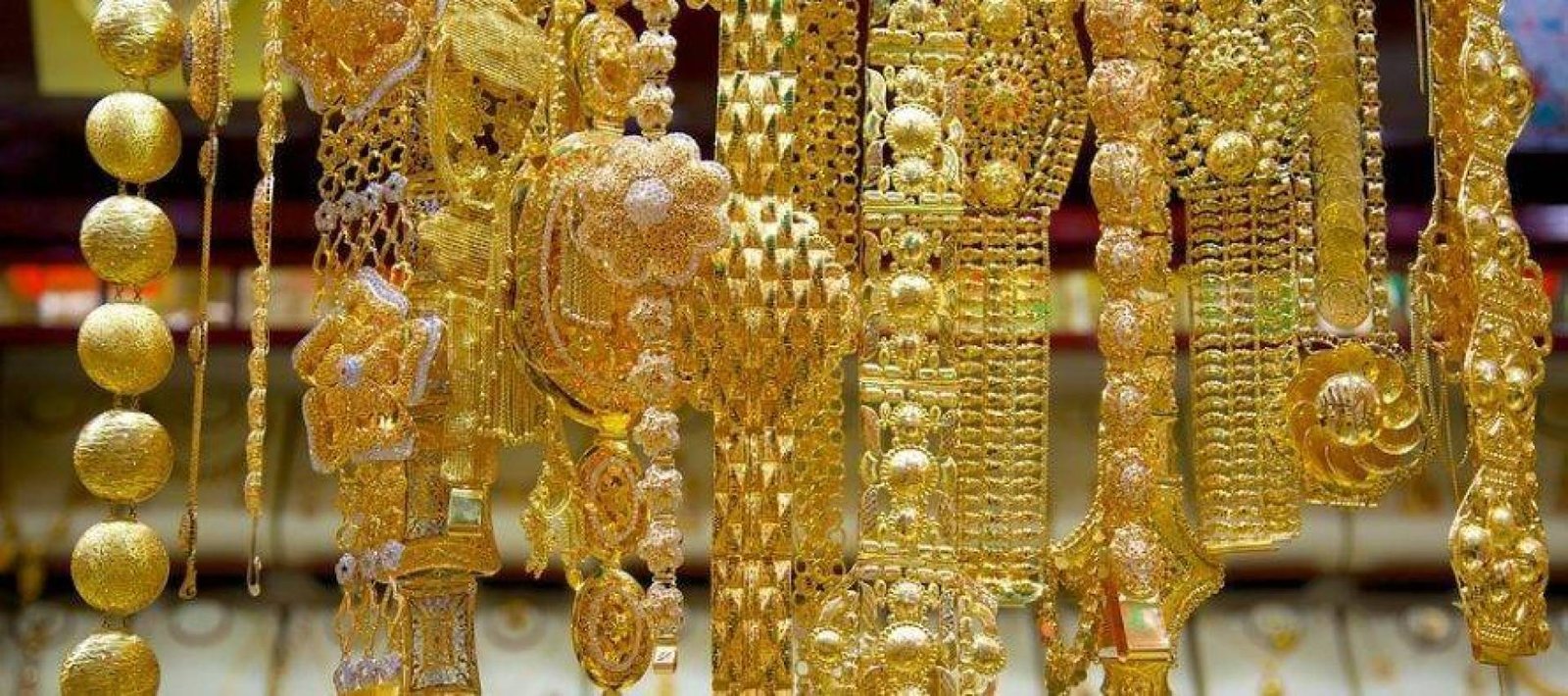 رؤية الذهب المسروق في المنام