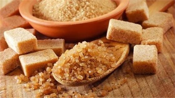 فوائد السكر البني