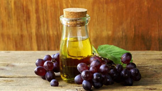 فوائد زيت بذور العنب للحية