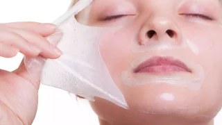 كيفية تنظيف البشرة الدهنية