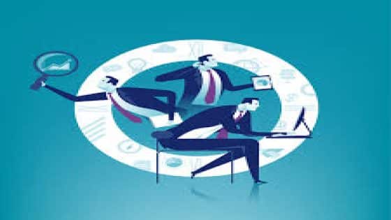 كيف تطور نفسك في العمل