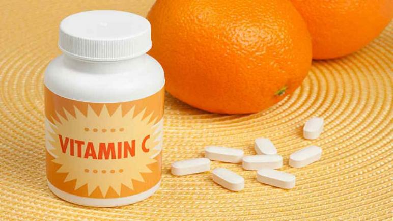 تناول فيتامين C أثناء الحمل وفوائده