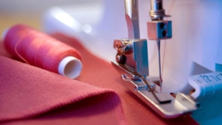 رؤية الخياطة في المنام