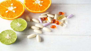 أنواع الفيتامينات ودورها الحيوي