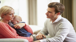 الاضطرابات النفسية بعد الولادة1