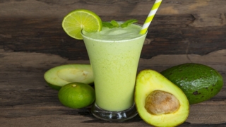 فوائد عصير الأفوكادو