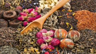 أعشاب لتهدئة الأعصاب وعلاج القلق