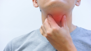 مشروبات لعلاج التهاب الحلق