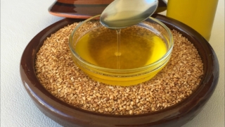 فوائد ماء الحلبة للشعر