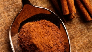 فوائد القرفة للشعر