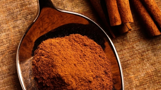 فوائد القرفة للشعر