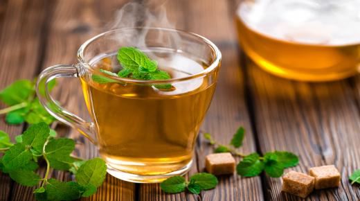 ما هي فوائد الشاي الأخضر الطبية والعلاجية؟