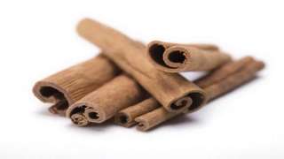 القرفة لحرق الدهون