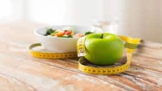 تنحيف المعدة والجوانب باستخدام السيلوفان