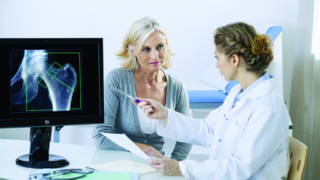 مرض هشاشة العظام