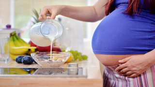 الطعام المناسب أثناء الحمل