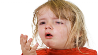أعراض السعال الديكي