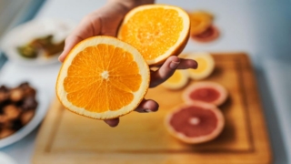 تناول الفيتامينات