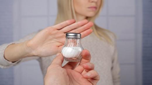 هل استهلاك الملح يسبب السمنة؟
