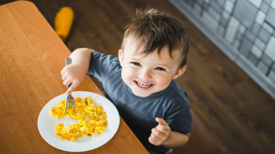 تناول البيض عند الأطفال