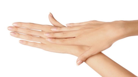 قناع تبييض اليدين