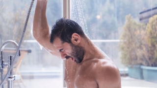 الأستحمام بالماء البارد