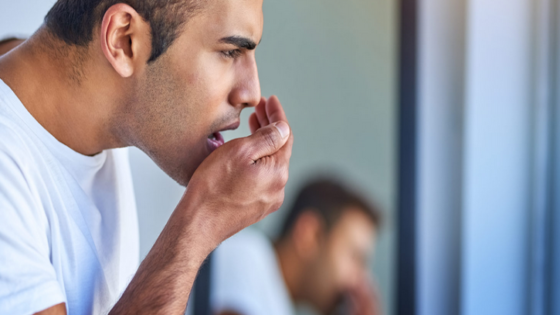 رائحة الفم الكريهة