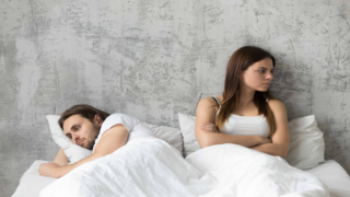 العلاقة الحمضية