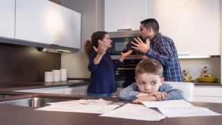 فصل غرفة الطفل