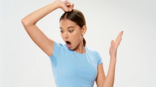 رائحة عرق الإبط