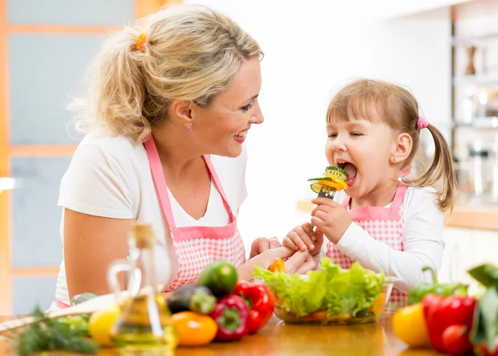 أغذية مفيدة لأسنان الأطفال.. تعرف عليها أغذية مفيدة لأسنان الأطفال