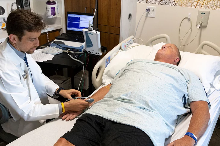 ما هو التصلب الجانبي الضموري؟ fj - موقع رموش