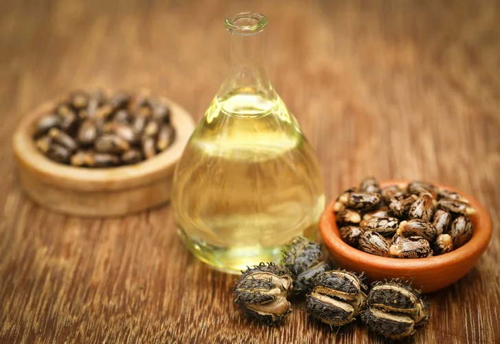 كيفية استخدام زيت الخروع للوجه زيت الخروع للوجه