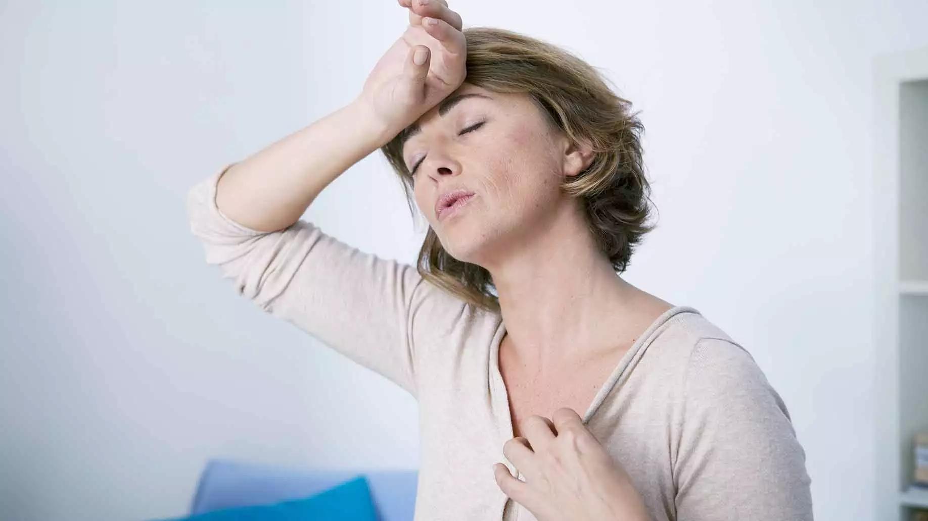 أعراض انقطاع الطمث