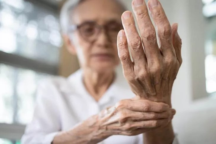 مرض البري بري ينتج عن نقص فيتامين فيه FJ - موقع رموش