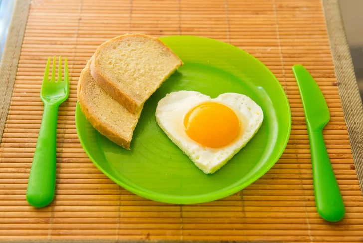 تناول البيض عند الأطفال