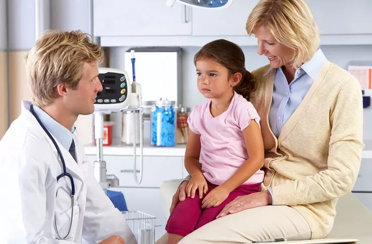 كيفية التغلب على خوف الطفل من الطبيب خوف الطفل من الطبيب