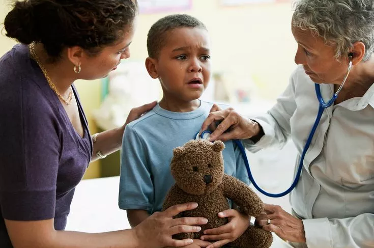 كيفية التغلب على خوف الطفل من الطبيب خوف الطفل من الطبيب